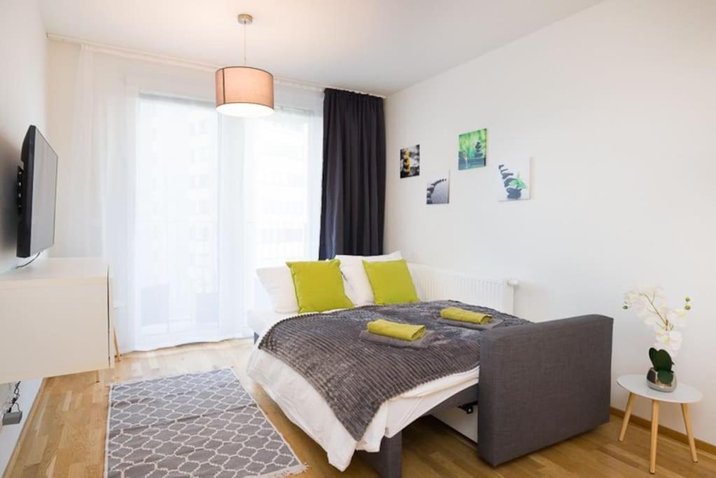 Premium City Apartment With Balcony! Free Garage Parking Included! Vienna Exterior photo